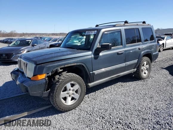 ✅ 2007 Jeep Commander Sport • VIN: 1J8HH48K07C587326 • Lot: 45929575. Listed on Copart with 220,018 mi. Free auction sales archive from the USA and detailed vehicle history report at DreamBid. Image 1.