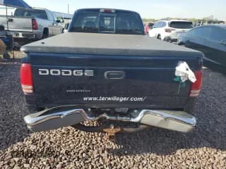 ✅ 2002 Dodge Dakota SLT • VIN: 1B7GL42X82S538802 • Lot: 58027844. Wystawiony na Copart z przebiegiem 121 254 mil. Bezpłatny archiwum sprzedaży aukcyjnych z USA i szczegółowy raport historii pojazdu na DreamBid. Zdjęcie 6.