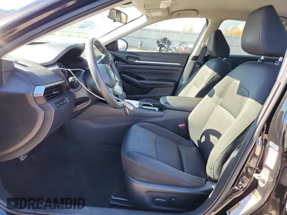 ✅ 2021 Nissan Altima SV • VIN: 1N4BL4DV1MN418577 • Lot: 86409285. Wystawiony na Copart z przebiegiem 69 443 mil. Bezpłatny archiwum sprzedaży aukcyjnych z USA i szczegółowy raport historii pojazdu na DreamBid. Zdjęcie 7.