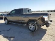 ✅ 2017 Nissan Titan SV • VIN: 1N6AA1F28HN551630 • Лот: 87104504. Опубликован ранее на Copart с пробегом 136 518 миль. Бесплатный доступ к архиву аукционных продаж из США и подробный отчёт об истории автомобиля на DreamBid. Изображение 2.