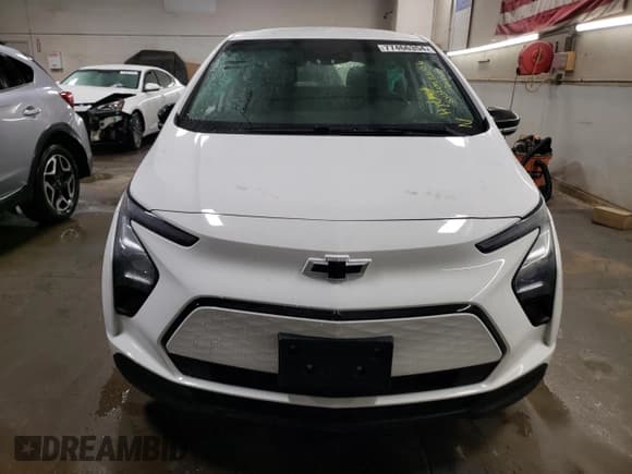✅ 2023 Chevrolet Bolt EV 2LT • VIN: 1G1FX6S02P4191048 • Lot: 77466354. Wystawiony na Copart z przebiegiem 5 787 mil. Bezpłatny archiwum sprzedaży aukcyjnych z USA i szczegółowy raport historii pojazdu na DreamBid. Zdjęcie 5.