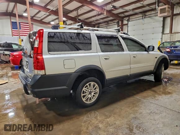✅ 2006 Volvo XC70 • VIN: YV4SZ592761210854 • Lot: 96112615. Listed on Copart with 123,803 mi. Free auction sales archive from the USA and detailed vehicle history report at DreamBid. Image 3.
