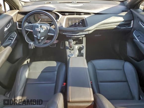 ✅ 2023 Cadillac XT4 FWD Sport • VIN: 1GYFZER45PF224644 • Лот: 96579345. Опубликован ранее на Copart с пробегом 38 325 миль. Бесплатный доступ к архиву аукционных продаж из США и подробный отчёт об истории автомобиля на DreamBid. Изображение 8.