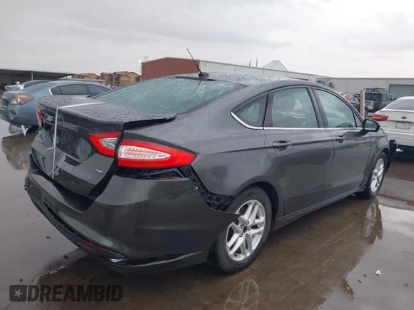 ✅ 2016 Ford Fusion SE • VIN: 3FA6P0H79GR102999 • Lot: 43743664. Listed on IAAI with 132,534 mi. Free auction sales archive from the USA and detailed vehicle history report at DreamBid. Image 4.