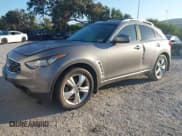 ✅ 2010 Infiniti FX • VIN: JN8AS1MW2AM850651 • Lot: 43500273. Wystawiony na IAAI z przebiegiem 212 239 mil. Bezpłatny archiwum sprzedaży aukcyjnych z USA i szczegółowy raport historii pojazdu na DreamBid. Zdjęcie 2.
