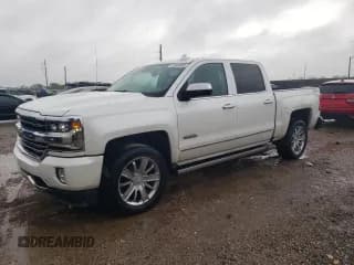 ✅ 2018 Chevrolet Silverado 1500 High Country • VIN: 3GCUKTEC5JG580097 • Лот: 50830085. Опубликован ранее на Copart с пробегом 106 185 миль. Бесплатный доступ к архиву аукционных продаж из США и подробный отчёт об истории автомобиля на DreamBid. Изображение 1.