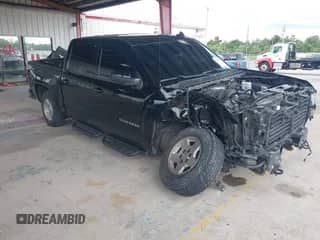 2017 Chevrolet Silverado 1500 LT с VIN 3GCUKRECXHG392527, выставлен на аукционе IAAI как лот 42743910 с пробегом 100 736 миль миль и . История ставок и продаж доступна на DreamBid. Изображение 1.