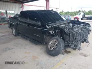 ✅ 2017 Chevrolet Silverado 1500 LT • VIN: 3GCUKRECXHG392527 • Lot: 42743910. Listed on IAAI with 100,736 mi. Free auction sales archive from the USA and detailed vehicle history report at DreamBid. Image 1.