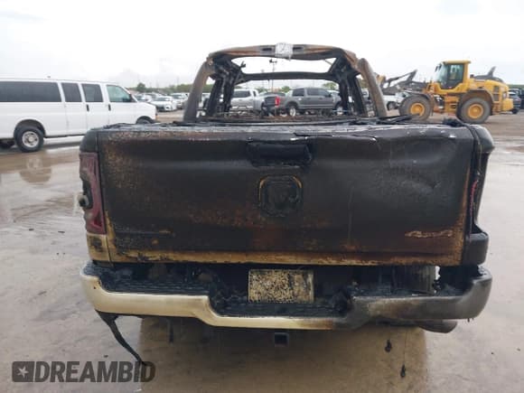 ✅ 2020 Ram 1500 Big Horn • VIN: 1C6RRFFGXLN341957 • Lot: 42183069. Listed on IAAI with Not provided. Free auction sales archive from the USA and detailed vehicle history report at DreamBid. Image 15.