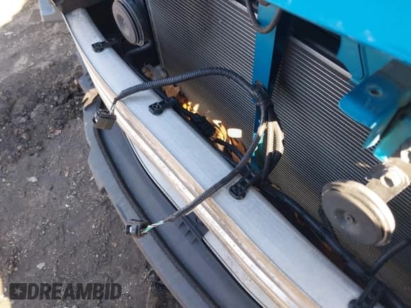 ✅ 2021 Toyota Prius LE • VIN: JTDKAMFP1M3166050 • Lot: 41831145. Wystawiony na IAAI z przebiegiem 54 350 mil. Bezpłatny archiwum sprzedaży aukcyjnych z USA i szczegółowy raport historii pojazdu na DreamBid. Zdjęcie 10.