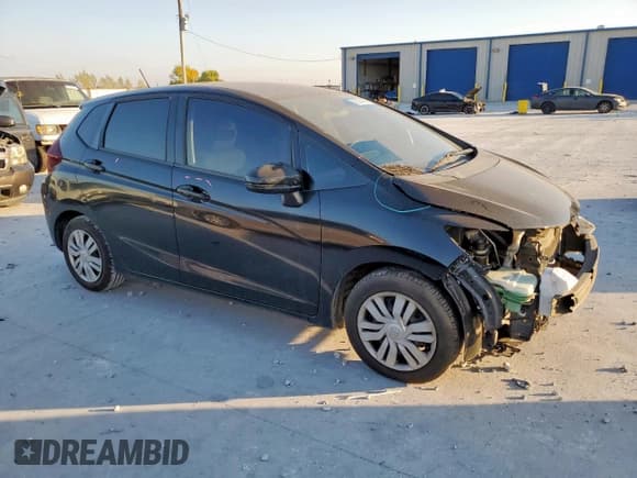 ✅ 2016 Honda Fit LX • VIN: JHMGK5H58GX026612 • Лот: 92034445. Опубликован ранее на Copart с пробегом 118 266 миль. Бесплатный доступ к архиву аукционных продаж из США и подробный отчёт об истории автомобиля на DreamBid. Изображение 4.