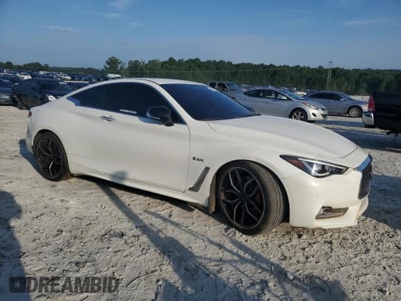 ✅ 2020 Infiniti Q60 Red Sport 400 • VIN: JN1FV7EK6LM400384 • Lot: 66900335. Listed on Copart with 80,230 mi. Free auction sales archive from the USA and detailed vehicle history report at DreamBid. Image 4.