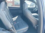 ✅ 2023 Tesla Model X • VIN: 7SAXCDE56PF385127 • Lot: 43183094. Wystawiony na IAAI z przebiegiem 71 391 mil. Bezpłatny archiwum sprzedaży aukcyjnych z USA i szczegółowy raport historii pojazdu na DreamBid. Zdjęcie 8.