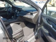 ✅ 2024 Cadillac XT5 AWD Premium Luxury • VIN: 1GYKNDR45RZ745997 • Lot: 41959280. Wystawiony na IAAI z przebiegiem 7 314 mil. Bezpłatny archiwum sprzedaży aukcyjnych z USA i szczegółowy raport historii pojazdu na DreamBid. Zdjęcie 5.