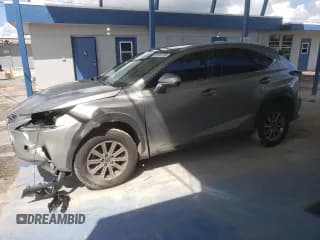 ✅ 2020 Lexus NX 300 • VIN: JTJAARBZ7L5015388 • Лот: 81141715. Опубликован ранее на Copart с пробегом 136 690 миль. Бесплатный доступ к архиву аукционных продаж из США и подробный отчёт об истории автомобиля на DreamBid. Изображение 1.