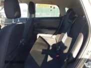 ✅ 2014 Mitsubishi Outlander ES • VIN: 4A4AP3AU8EE009647 • Лот: 43646889. Опубликован ранее на IAAI с пробегом 152 837 миль. Бесплатный доступ к архиву аукционных продаж из США и подробный отчёт об истории автомобиля на DreamBid. Изображение 8.