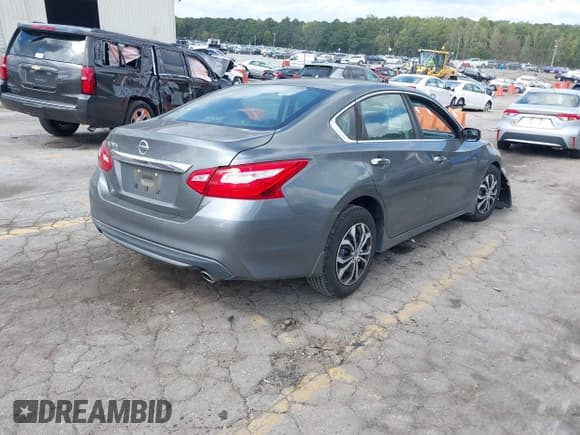 ✅ 2016 Nissan Altima S • VIN: 1N4AL3AP8GN391331 • Lot: 43392589. Listed on IAAI with 104,291 mi. Free auction sales archive from the USA and detailed vehicle history report at DreamBid. Image 4.