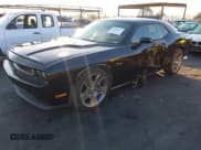 ✅ 2012 Dodge Challenger R/T Classic • VIN: 2C3CDYBTXCH254925 • Лот: 43581117. Опубликован ранее на IAAI с пробегом 107 557 миль. Бесплатный доступ к архиву аукционных продаж из США и подробный отчёт об истории автомобиля на DreamBid. Изображение 2.
