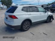 ✅ 2020 Volkswagen Tiguan SE • VIN: 3VV2B7AX6LM065218 • Лот: 43050737. Опубликован ранее на IAAI с пробегом 82 189 миль. Бесплатный доступ к архиву аукционных продаж из США и подробный отчёт об истории автомобиля на DreamBid. Изображение 4.