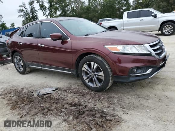 ✅ 2013 Honda Crosstour EX-L • VIN: 5J6TF1H58DL000196 • Lot: 89516885. Wystawiony na Copart z przebiegiem 239 503 mil. Bezpłatny archiwum sprzedaży aukcyjnych z USA i szczegółowy raport historii pojazdu na DreamBid. Zdjęcie 4.