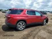 ✅ 2021 Chevrolet Traverse LT • VIN: 1GNERHKW7MJ176692 • Lot: 63647955. Wystawiony na Copart z przebiegiem 93 465 mil. Bezpłatny archiwum sprzedaży aukcyjnych z USA i szczegółowy raport historii pojazdu na DreamBid. Zdjęcie 3.
