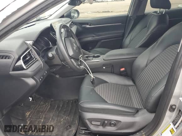 2022 Toyota Camry SE с VIN 4T1G11AK0NU038373, выставлен на аукционе Copart как лот 85390885 с пробегом 83 666 миль миль и Списание • Salvage title. История ставок и продаж доступна на DreamBid. Изображение 7.