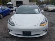 ✅ 2019 Tesla Model 3 Long Range • VIN: 5YJ3E1EB3KF388196 • Lot: 43446457. Wystawiony na IAAI z przebiegiem 47 860 mil. Bezpłatny archiwum sprzedaży aukcyjnych z USA i szczegółowy raport historii pojazdu na DreamBid. Zdjęcie 12.