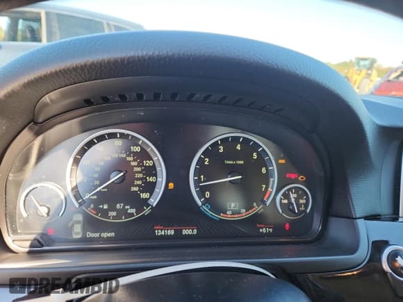 ✅ 2014 BMW 5 Series 528i • VIN: WBA5A5C58ED509306 • Lot: 90621875. Listed on Copart with 134,169 mi. Free auction sales archive from the USA and detailed vehicle history report at DreamBid. Image 9.