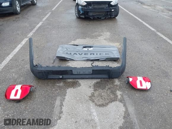 ✅ 2022 Ford Maverick XL • VIN: 3FTTW8F99NRA75335 • Lot: 42401933. Wystawiony na IAAI z przebiegiem 55 374 mil. Bezpłatny archiwum sprzedaży aukcyjnych z USA i szczegółowy raport historii pojazdu na DreamBid. Zdjęcie 12.