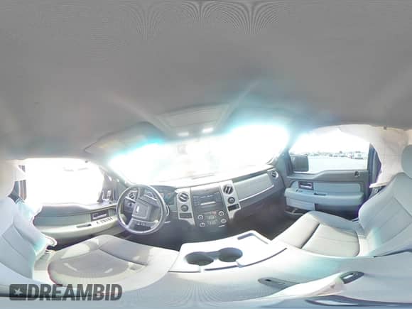 2013 Ford F-150 XLT z VIN 1FTFW1EF8DKE93688, wystawiony jako Copart lot #84923875 z przebiegiem 93 730 mil mil oraz Czysty tytuł • Clean title. Historia ofert i sprzedaży dostępna na DreamBid. Obrazek 15.