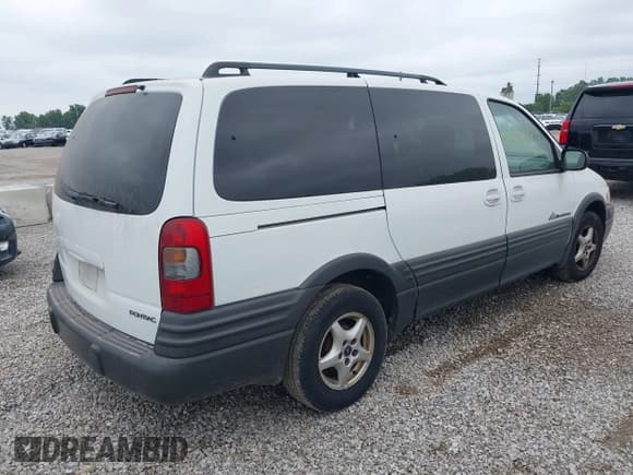 ✅ 2004 Pontiac Montana 1SA • VIN: 1GMDX03E54D227408 • Lot: 42842507. Wystawiony na IAAI z przebiegiem 292 599 mil. Bezpłatny archiwum sprzedaży aukcyjnych z USA i szczegółowy raport historii pojazdu na DreamBid. Zdjęcie 4.