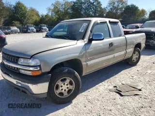 ✅ 2002 Chevrolet Silverado 1500 LS • VIN: 2GCEC19T921331022 • Лот: 82339255. Опубликован ранее на Copart с пробегом 202 524 миль. Бесплатный доступ к архиву аукционных продаж из США и подробный отчёт об истории автомобиля на DreamBid. Изображение 1.
