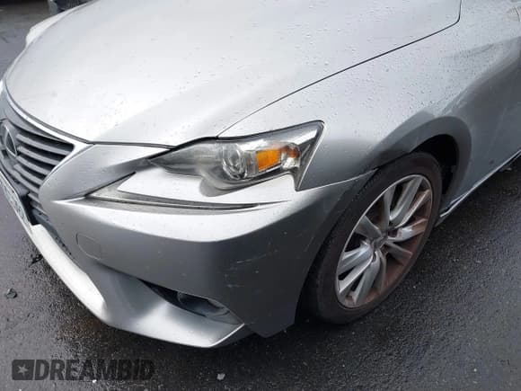 ✅ 2014 Lexus IS 250 • VIN: JTHBF1D29E5014075 • Lot: 43734365. Wystawiony na IAAI z przebiegiem 153 002 mil. Bezpłatny archiwum sprzedaży aukcyjnych z USA i szczegółowy raport historii pojazdu na DreamBid. Zdjęcie 18.