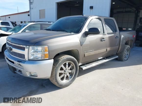 ✅ 2013 Chevrolet Silverado 1500 LT • VIN: 3GCPKSE77DG125766 • Лот: 43628365. Опубликован ранее на IAAI с пробегом 81 215 миль. Бесплатный доступ к архиву аукционных продаж из США и подробный отчёт об истории автомобиля на DreamBid. Изображение 17.