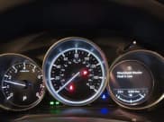 ✅ 2023 Mazda CX-5 S Carbon Edition • VIN: JM3KFBCM1P0238345 • Lot: 42799769. Wystawiony na IAAI z przebiegiem 53 614 mil. Bezpłatny archiwum sprzedaży aukcyjnych z USA i szczegółowy raport historii pojazdu na DreamBid. Zdjęcie 7.