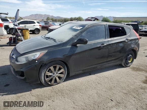 ✅ 2014 Hyundai Accent GS • VIN: KMHCT5AE9EU107345 • Lot: 75854264. Wystawiony na Copart z przebiegiem 110 184 mil. Bezpłatny archiwum sprzedaży aukcyjnych z USA i szczegółowy raport historii pojazdu na DreamBid. Zdjęcie 1.