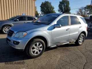 ✅ 2006 Mercedes-Benz M 350 • VIN: 4JGBB86E66A024175 • Лот: 82692175. Опубликован ранее на Copart с пробегом 137 276 миль. Бесплатный доступ к архиву аукционных продаж из США и подробный отчёт об истории автомобиля на DreamBid. Изображение 1.