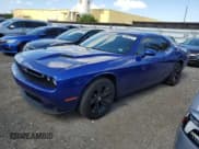 ✅ 2019 Dodge Challenger SXT • VIN: 2C3CDZAG2KH530068 • Lot: 49043973. Wystawiony na Copart z przebiegiem 85 568 mil. Bezpłatny archiwum sprzedaży aukcyjnych z USA i szczegółowy raport historii pojazdu na DreamBid. Zdjęcie 1.