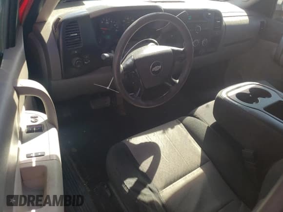 ✅ 2008 Chevrolet Silverado 1500 Work Truck • VIN: 1GCEC14058Z295536 • Lot: 50531615. Listed on Copart with 155,896 mi. Free auction sales archive from the USA and detailed vehicle history report at DreamBid. Image 8.