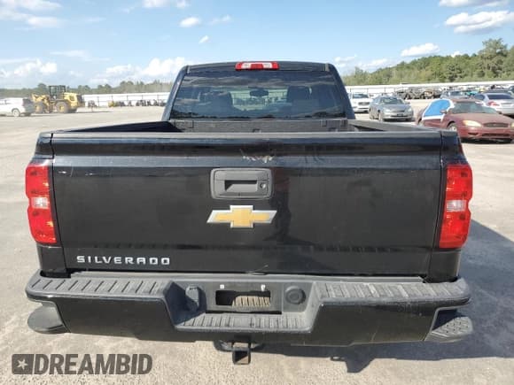 ✅ 2017 Chevrolet Silverado 1500 Custom • VIN: 1GCRCPEH4HZ348199 • Lot: 81851375. Wystawiony na Copart z przebiegiem 97 714 mil. Bezpłatny archiwum sprzedaży aukcyjnych z USA i szczegółowy raport historii pojazdu na DreamBid. Zdjęcie 6.