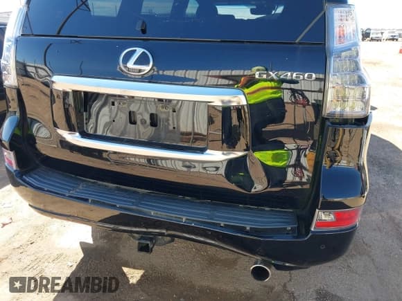 ✅ 2021 Lexus GX 460 Premium • VIN: JTJAM7BX2M5302696 • Lot: 43346930. Listed on IAAI with 61,254 mi. Free auction sales archive from the USA and detailed vehicle history report at DreamBid. Image 17.