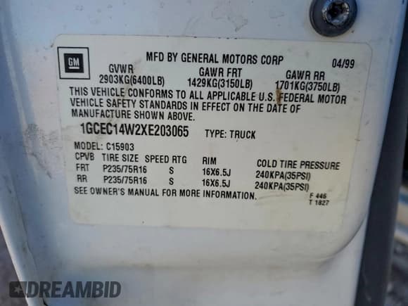 ✅ 1999 Chevrolet Silverado 1500 • VIN: 1GCEC14W2XE203065 • Лот: 93651525. Опубликован ранее на Copart с пробегом Не указан. Бесплатный доступ к архиву аукционных продаж из США и подробный отчёт об истории автомобиля на DreamBid. Изображение 13.