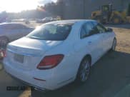 ✅ 2018 Mercedes-Benz E 300 • VIN: WDDZF4KB4JA354178 • Lot: 43565308. Wystawiony na IAAI z przebiegiem 111 984 mil. Bezpłatny archiwum sprzedaży aukcyjnych z USA i szczegółowy raport historii pojazdu na DreamBid. Zdjęcie 4.