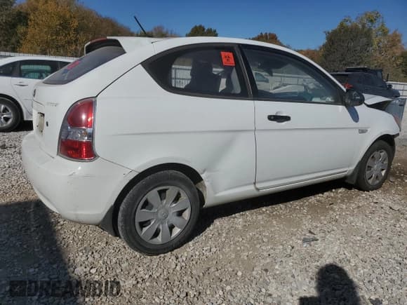 ✅ 2007 Hyundai Accent GS • VIN: KMHCM36CX7U053842 • Лот: 77150154. Опубликован ранее на Copart с пробегом 162 774 миль. Бесплатный доступ к архиву аукционных продаж из США и подробный отчёт об истории автомобиля на DreamBid. Изображение 3.