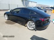 ✅ 2020 Tesla Model 3 Standard Range Plus • VIN: 5YJ3E1EA1LF615748 • Lot: 43481024. Wystawiony na IAAI z przebiegiem 123 021 mil. Bezpłatny archiwum sprzedaży aukcyjnych z USA i szczegółowy raport historii pojazdu na DreamBid. Zdjęcie 3.