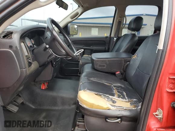 ✅ 2003 Dodge 2500 ST • VIN: 3D7KA28D53G859003 • Лот: 91222845. Опубликован ранее на Copart с пробегом 161 157 миль. Бесплатный доступ к архиву аукционных продаж из США и подробный отчёт об истории автомобиля на DreamBid. Изображение 7.