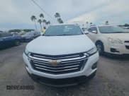 ✅ 2023 Chevrolet Traverse LT Cloth • VIN: 1GNERGKW3PJ225434 • Lot: 42730209. Wystawiony na IAAI z przebiegiem 86 131 mil. Bezpłatny archiwum sprzedaży aukcyjnych z USA i szczegółowy raport historii pojazdu na DreamBid. Zdjęcie 1.