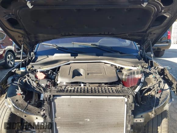 ✅ 2023 Land Rover Range Rover SE • VIN: SALKP9FU5PA039621 • Lot: 43460912. Wystawiony na IAAI z przebiegiem 41 233 mil. Bezpłatny archiwum sprzedaży aukcyjnych z USA i szczegółowy raport historii pojazdu na DreamBid. Zdjęcie 10.