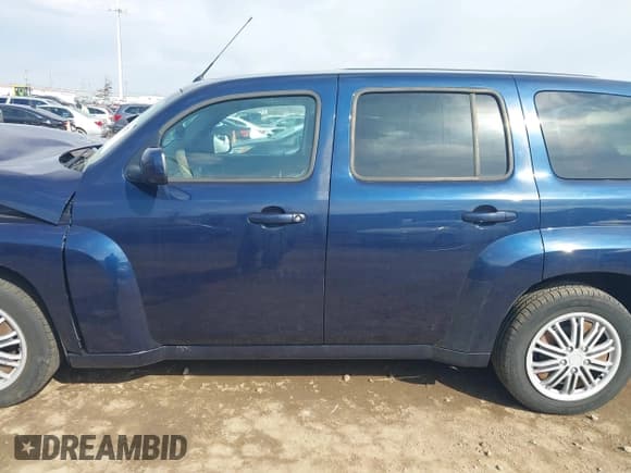 ✅ 2010 Chevrolet HHR 1LT • VIN: 3GNBABDB5AS570526 • Lot: 41678647. Listed on IAAI with 157,565 mi. Free auction sales archive from the USA and detailed vehicle history report at DreamBid. Image 15.