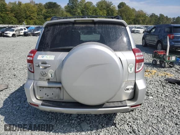 ✅ 2012 Toyota RAV4 Limited • VIN: 2T3YK4DV7CW016769 • Lot: 81752445. Listed on Copart with 215,422 mi. Free auction sales archive from the USA and detailed vehicle history report at DreamBid. Image 6.